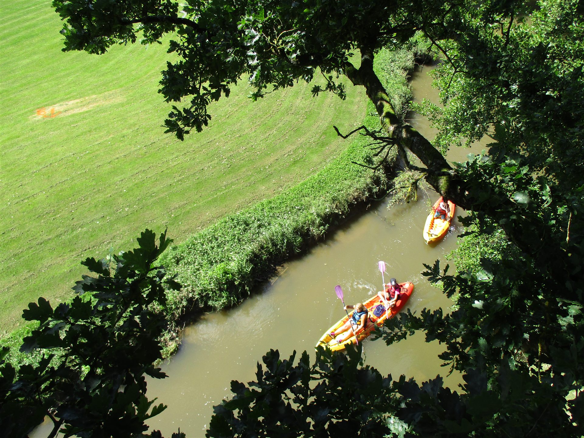 Kayak sur la rivière la Colmont